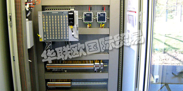 印度AMLOK主要產品：AMLOK水力調速器、閥門、傳感器、過濾器等。AMLOK代表兩位年輕董事總經理Amit Lamba先生和Lokender Singh先生的名字，他們的愿景是為水電行業提供最優質的服務，并幫助新開發商提高他們在可再生能源領域的地位。