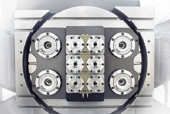 SCHUNK刀具夾持系統對機加工行業產生了前所未有的革命性影響。?模塊化夾持系統借鑒其優勢,它的作用遠不止于一個參考基準,還提供了包括定位、夾持以及接口通用等功能。這種夾持原理如今被認為是提高生產效率的最有效的方法之一,廣泛適用于從小型零件到大型零件,從粗加工到裝配應用的各種工藝。作為這一技術的先驅以及夾持技術和抓取系統的領導者,SCHUNK始終致力于開發新的應用領域,并在它的模塊化系統中新增了適用于直接夾持工件以及微小型零件的專業標準模塊。