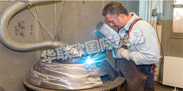 FELDPAUSCH自60多年前一直致力于為各個行業(yè)領(lǐng)域開發(fā)創(chuàng)新的喂料技術(shù)。