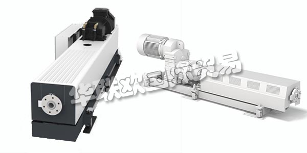 德國REIFENHAUSER主要產品：REIFENHAUSER擠出機、螺桿擠出機等。REIFENHAUSER成立于100多年前，當時是一個鐵匠鋪。65年來，該公司一直專注于塑料擠出設備的開發和生產。